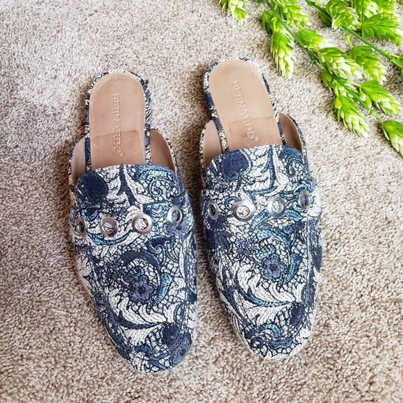 Bernardo Boho Blue Floral JEN Mule Size 6.5 - Picture 4 of 10